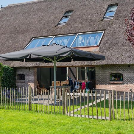 Grandeur Farmhouse In Dwingeloo At A National Park Villa Bagian luar foto