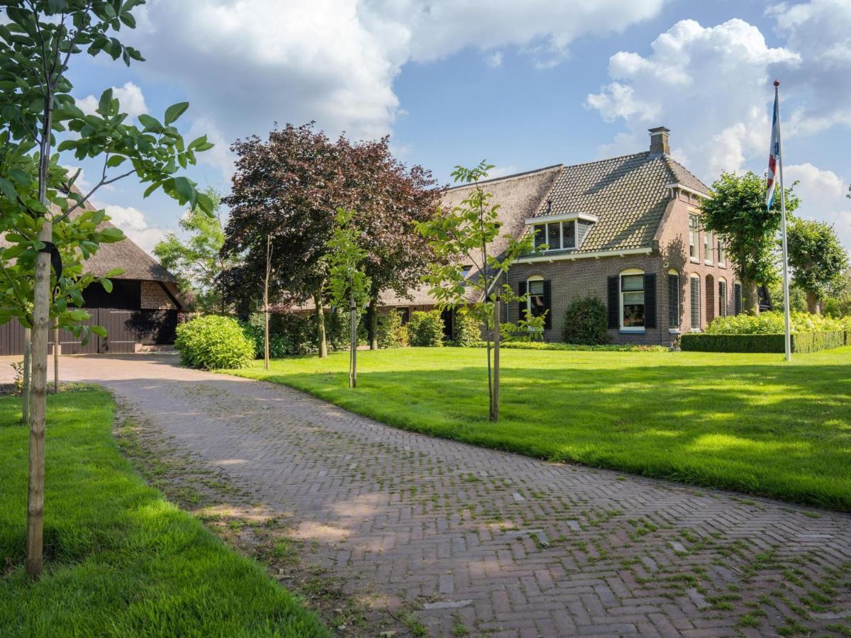 Grandeur Farmhouse In Dwingeloo At A National Park Villa Bagian luar foto